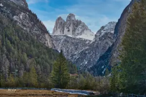 Die 3 Zinnen sind eine der bekannten Bergformationen der Dolomiten.