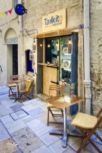 Kleines Bistro in der Altstadt von Montpellier