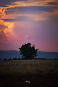 Ein unerwartet spektakulärer Himmel überrascht und sorgt für eine tolle Stimmung.